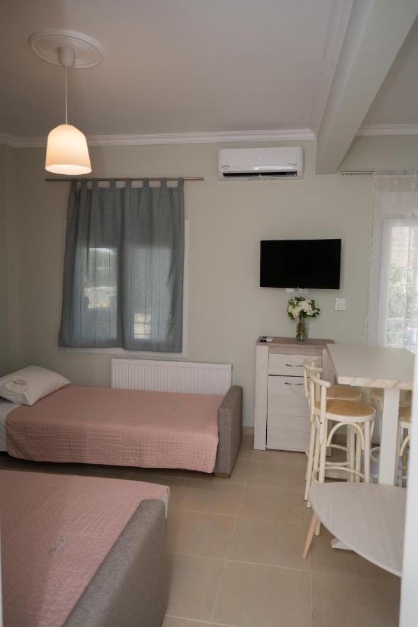 Zoe Seaview Apartment By Rentalspro - Nea Moudania Halkidiki Buitenkant foto