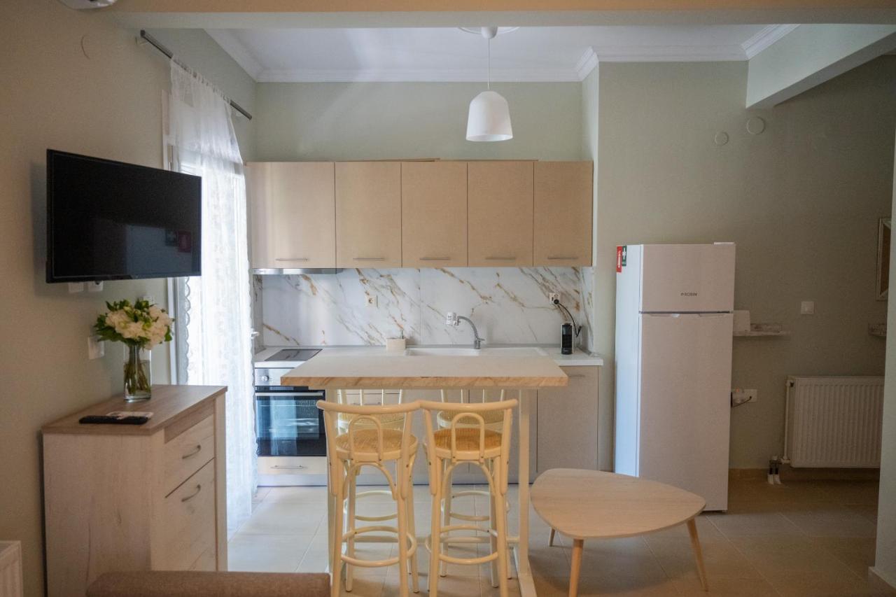 Zoe Seaview Apartment By Rentalspro - Nea Moudania Halkidiki Buitenkant foto