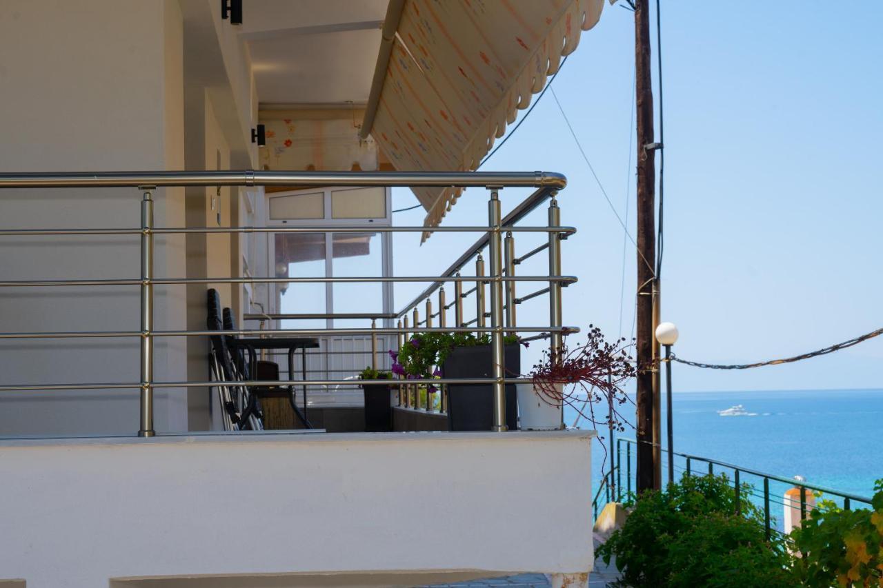 Zoe Seaview Apartment By Rentalspro - Nea Moudania Halkidiki Buitenkant foto